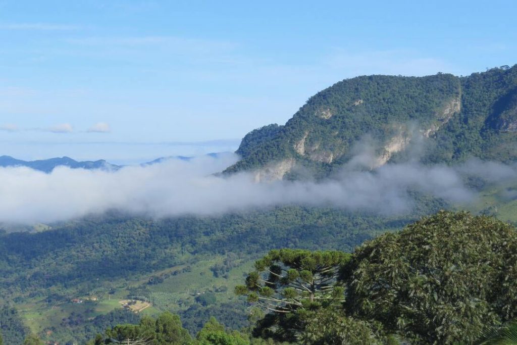 Conheça a vizinha de Campos do Jordão e seus principais atrativos. Veja 15 dicas para fazer turismo em São Bento do Sapucaí!